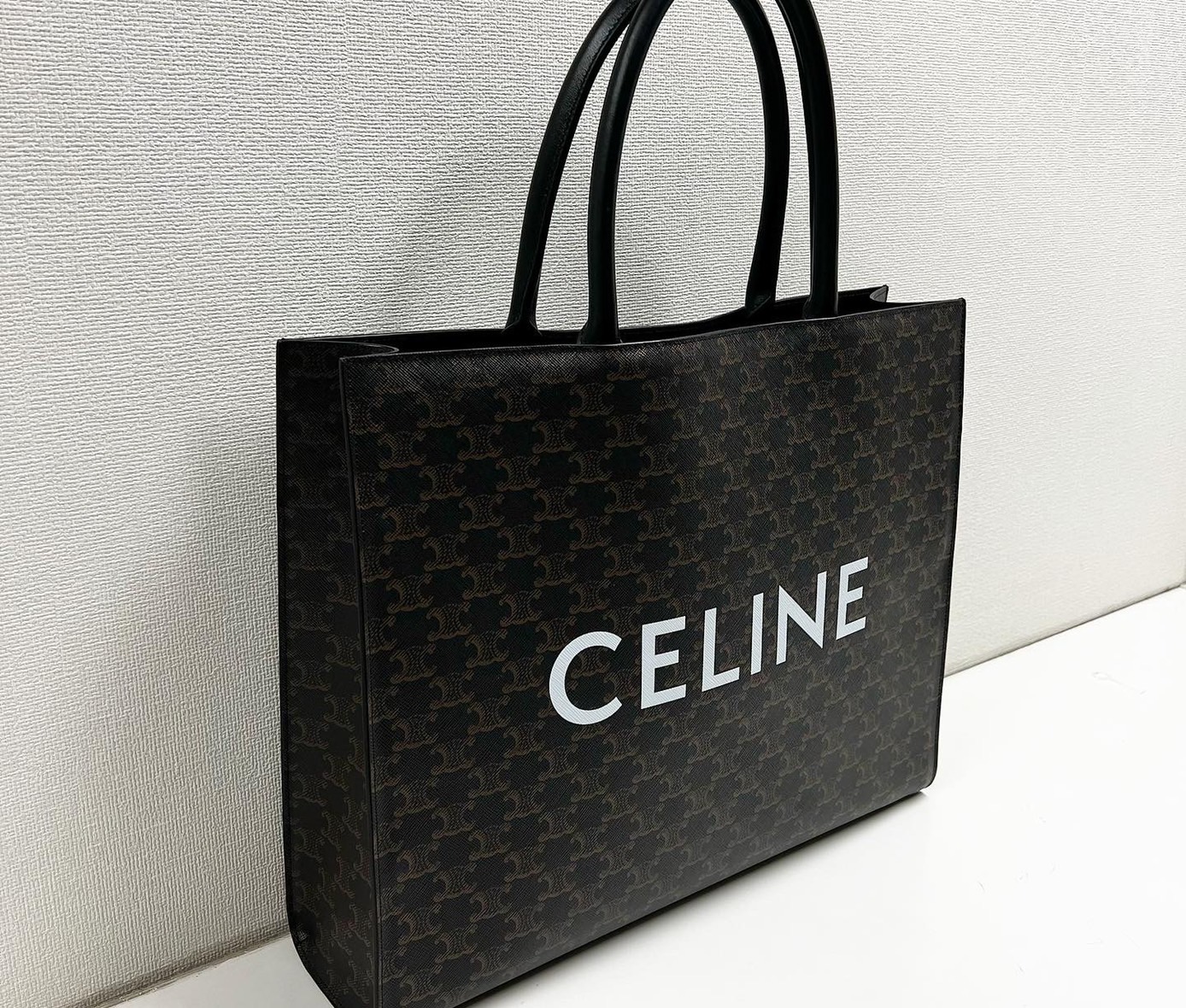 爆買い正規品】 celine - CELINE セリーヌ ホリゾンタル カバ ブラック ...